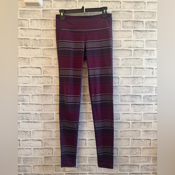 Athleta purple horizontal stripe athletic leggings ankle length~Medium Tall - Picture 2 of 5
